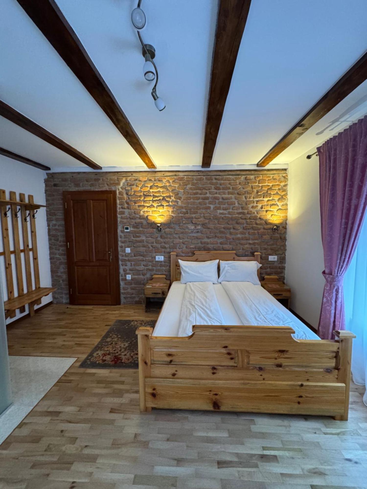 Casa Stefania Hotel Talmacel Bagian luar foto