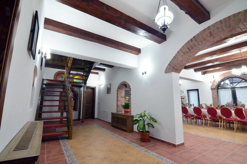 Casa Stefania Hotel Talmacel Bagian luar foto